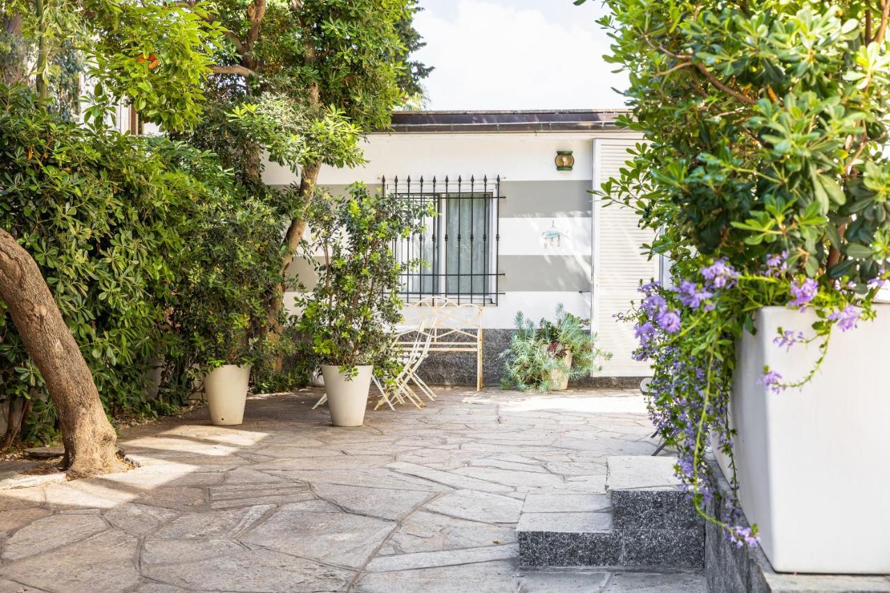 Pochi Passi Dal Mare Apartment San Bartolomeo Al Mare Bagian luar foto