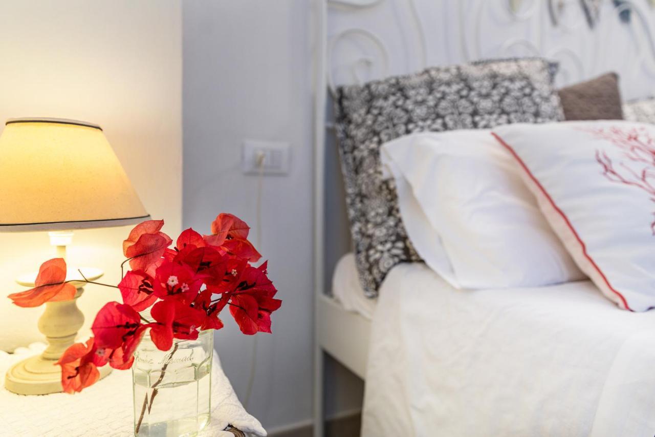 Pochi Passi Dal Mare Apartment San Bartolomeo Al Mare Bagian luar foto