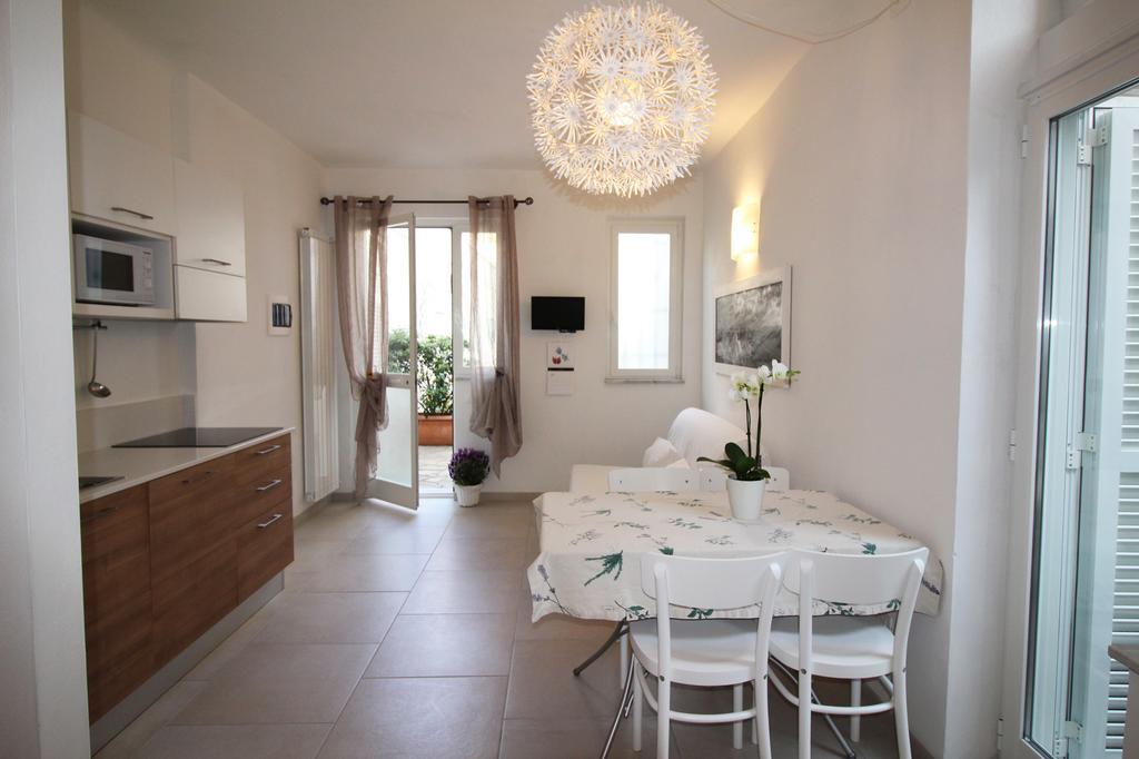 Pochi Passi Dal Mare Apartment San Bartolomeo Al Mare Bagian luar foto