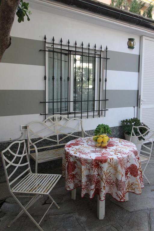 Pochi Passi Dal Mare Apartment San Bartolomeo Al Mare Bagian luar foto